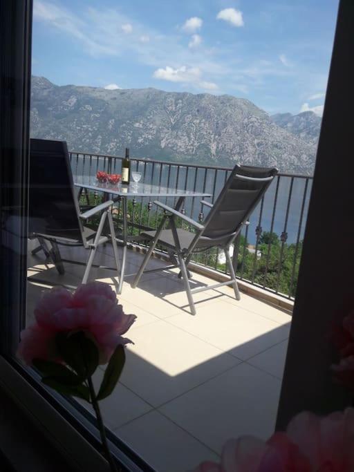 2Br Apartment With Pool Kotor Exterior foto
